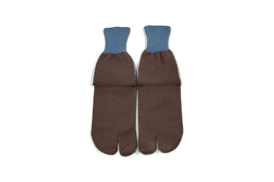 足袋靴下 ブラウン×スカイブルーの画像00